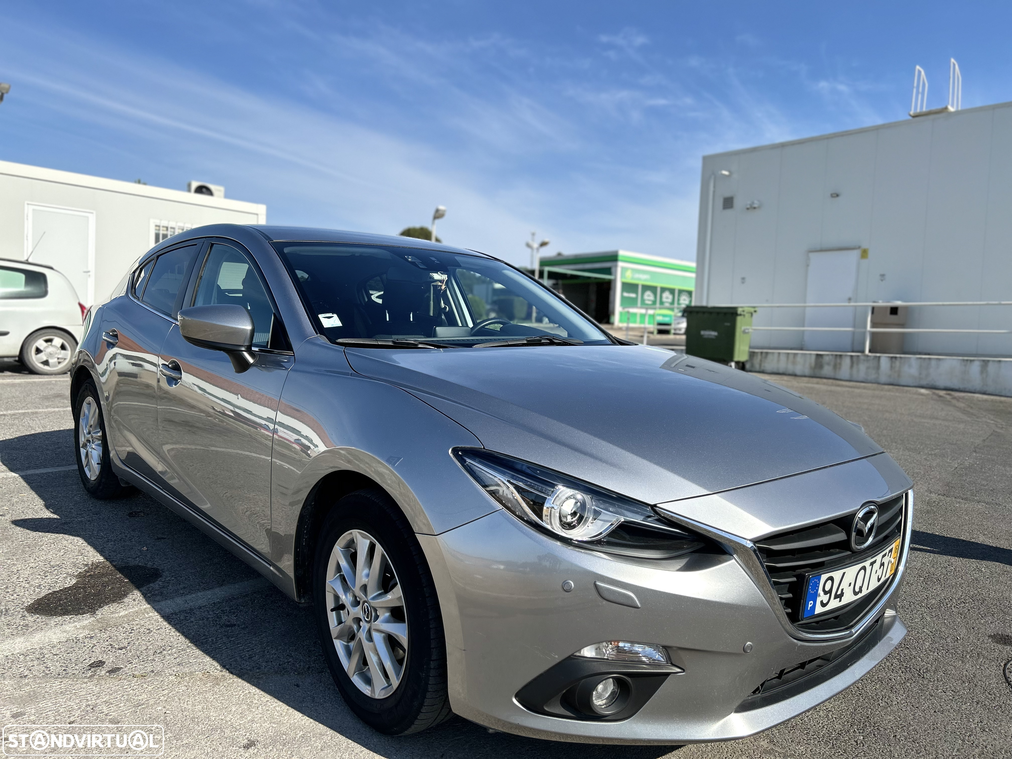Mazda 3 1.5 Sky-G Evolve HS Navi - 26