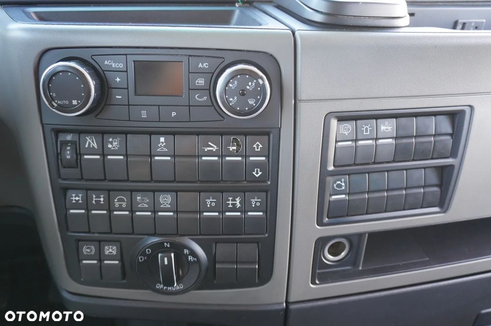 MAN TGX 33.640 6x4 / DMC 70000 kg / 280 tys. km - 21