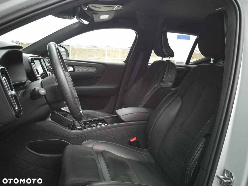 Volvo XC 40 T5 Plug-In Hybrid R-Design - 14