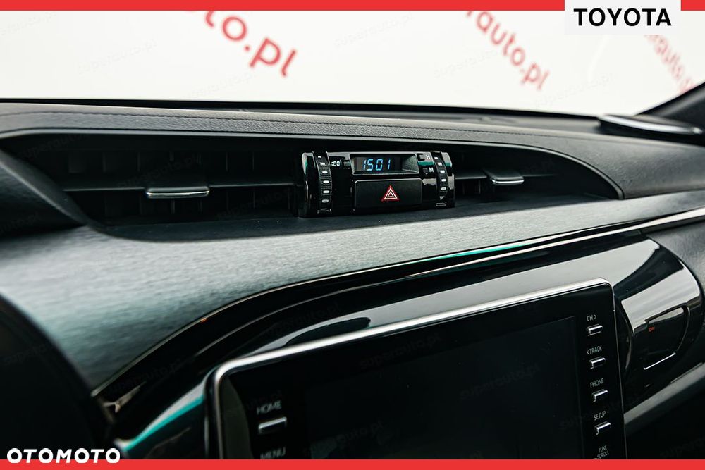 Toyota Hilux 2.8 D-4D Double Cab Invincible 4x4 - 23