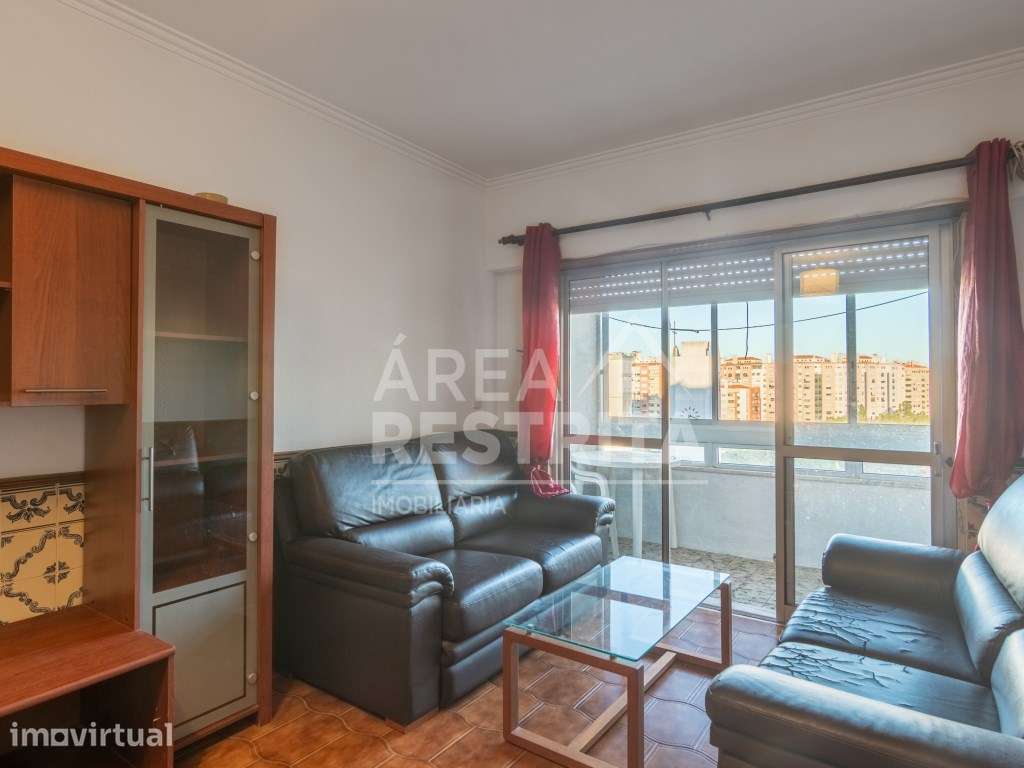 APARTAMENTO T2 - MASSAMÁ - Grande imagem: 2/27