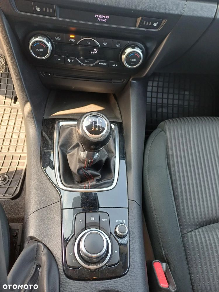 Mazda 3 SKYACTIV-G 120 NAKAMA - 27