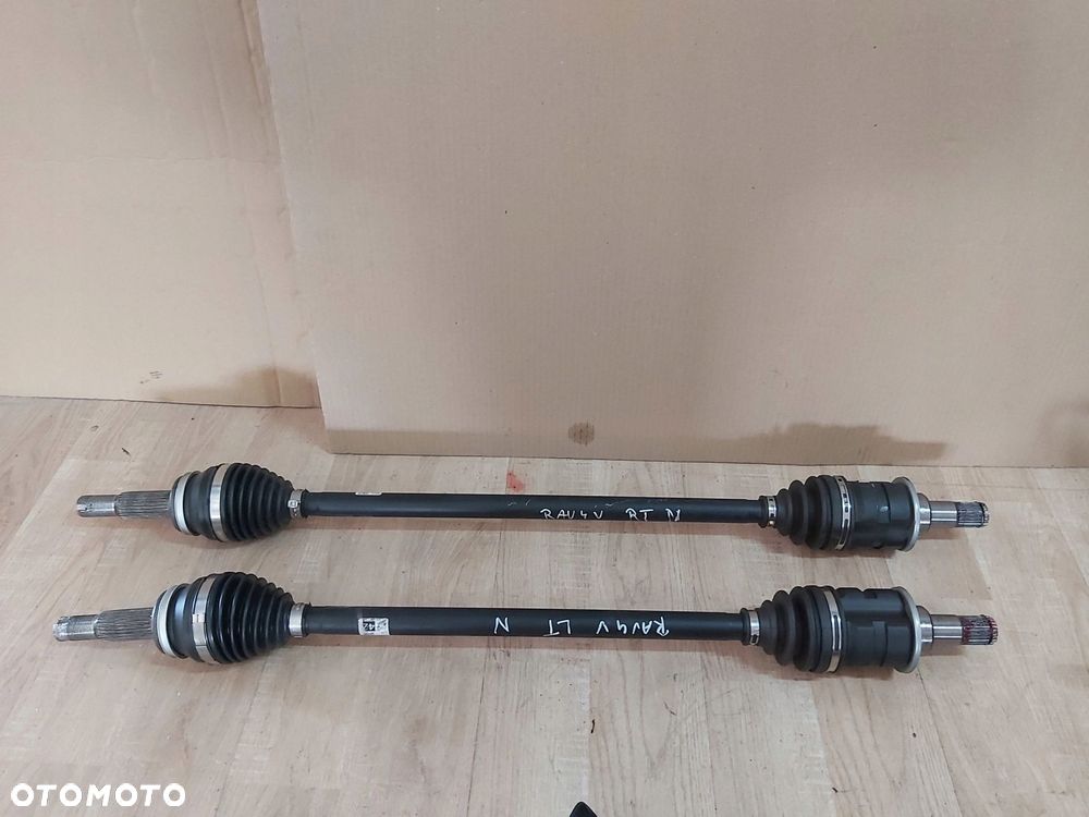 Toyota RAV4 V półoś tył lewa 2,5 hybryda Nowa - 1