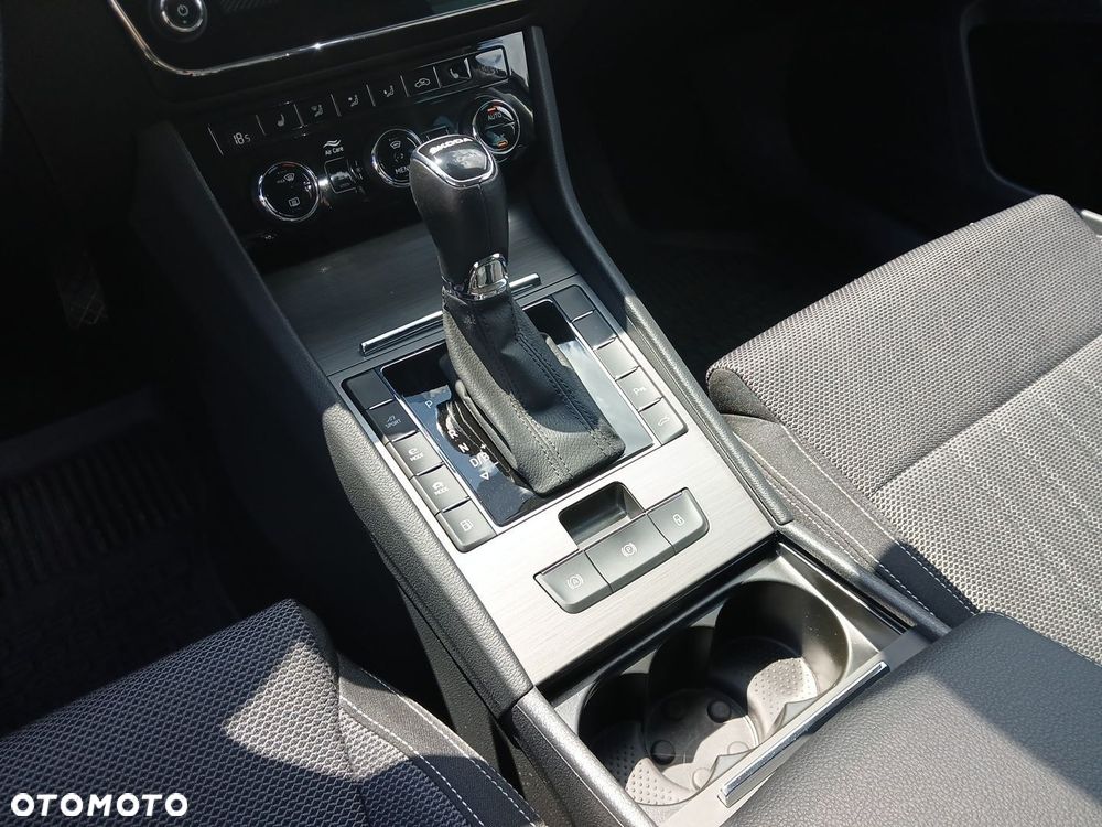 Skoda Superb - 34