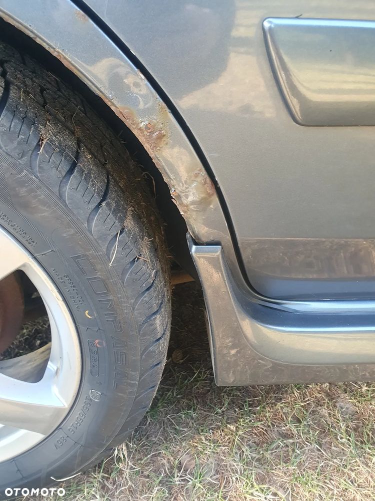 Suzuki Liana 1.6 Comfort - 6