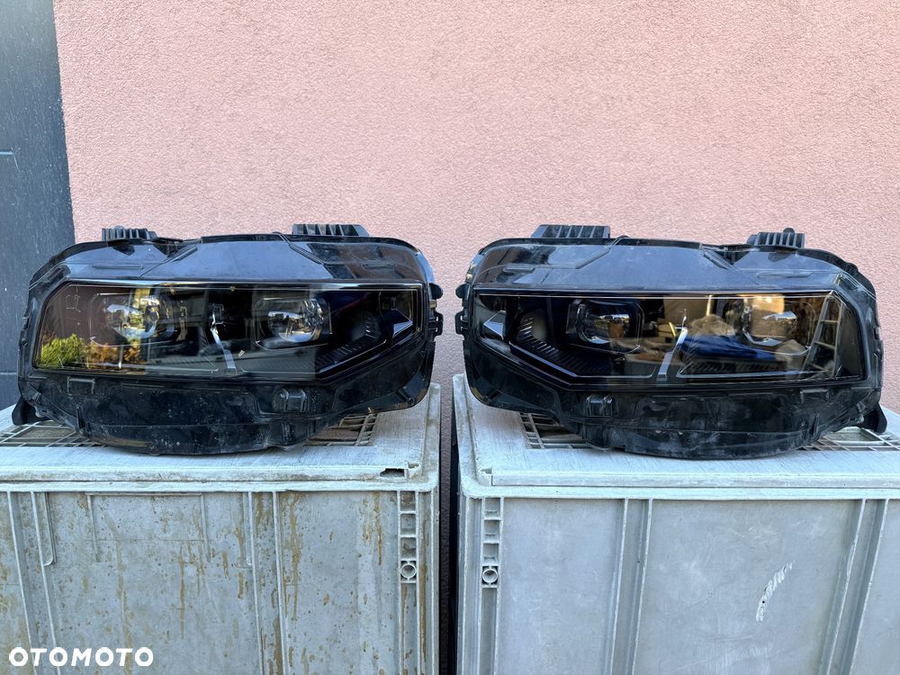 Lampa przednia LYNK&CO 01 FULL LED KOMPLET EUROPA ORYGINALNE ZKW - 1