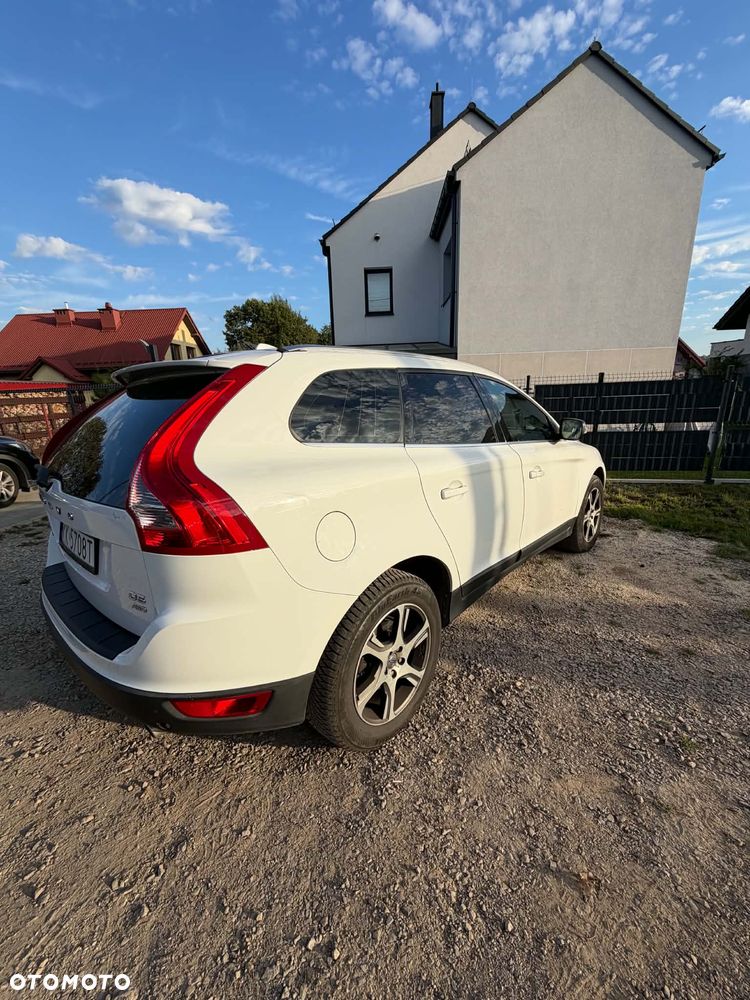 Volvo XC 60 - 4