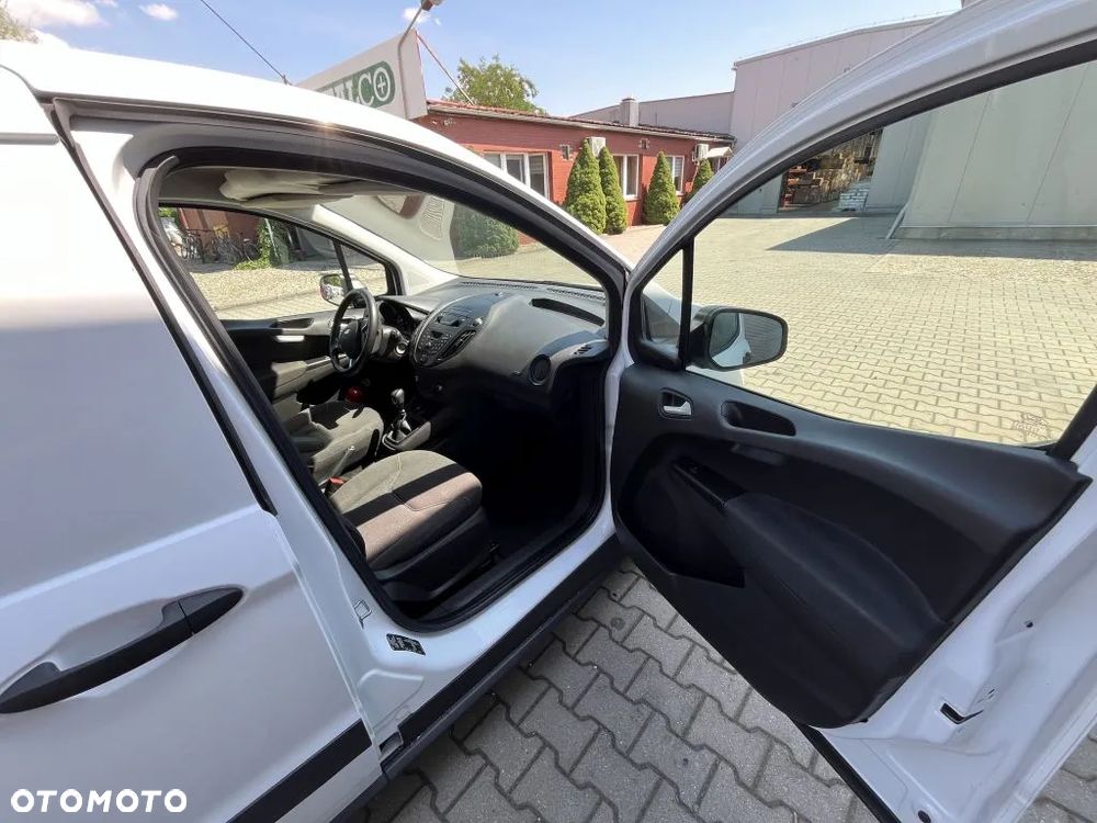 Ford TRANSIT COURIER - 8