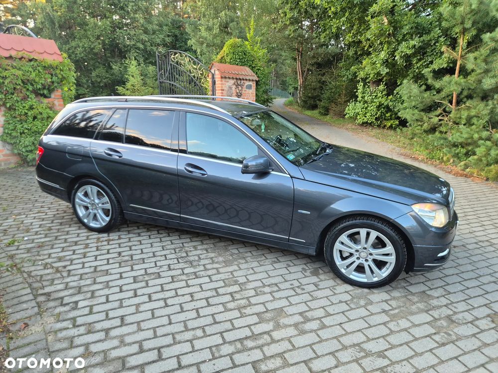 Mercedes-Benz Klasa C 220 CDI DPF Automatik BlueEFFICIENCY Avantgarde - 18