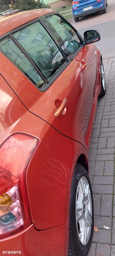 Suzuki Swift 1.3 DDiS Comfort - 21