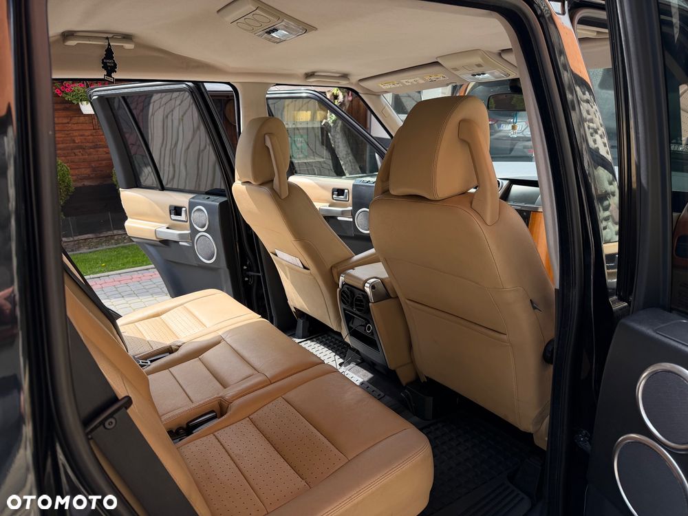 Land Rover Discovery TD V6 HSE - 11
