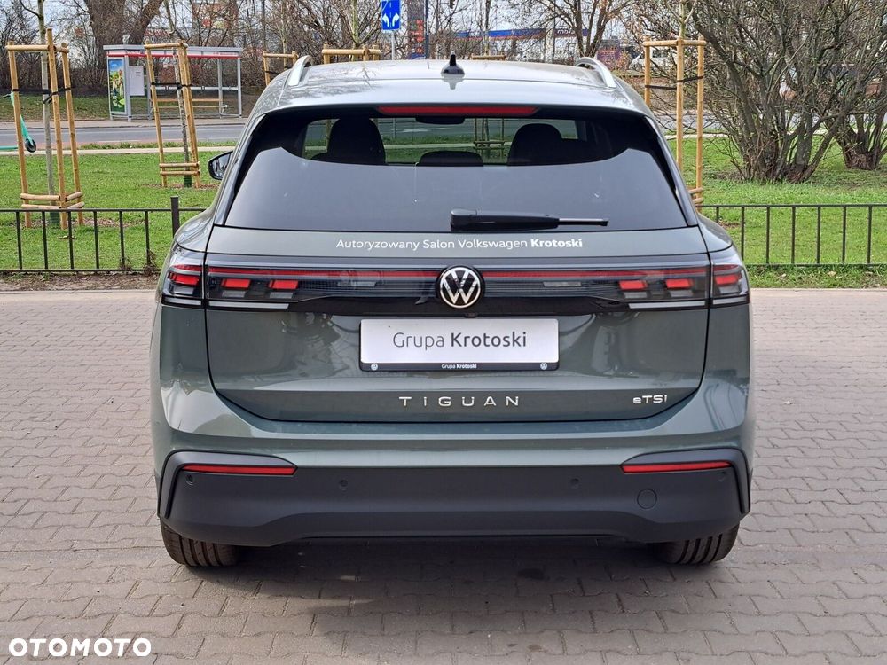 Volkswagen Tiguan - 5