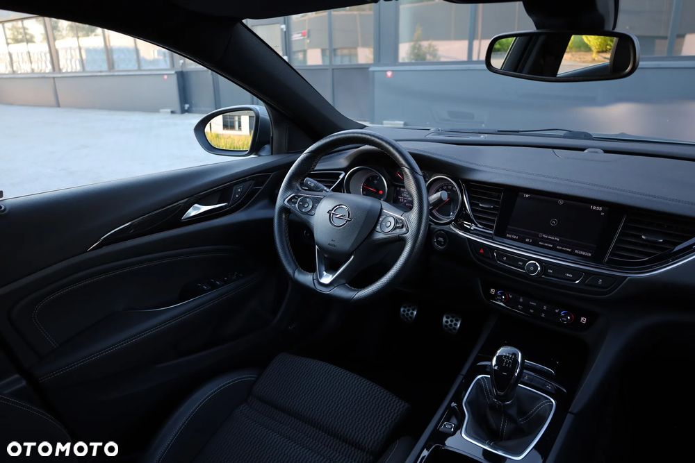 Opel Insignia 2.0 CDTI 4x4 Innovation S&S - 19