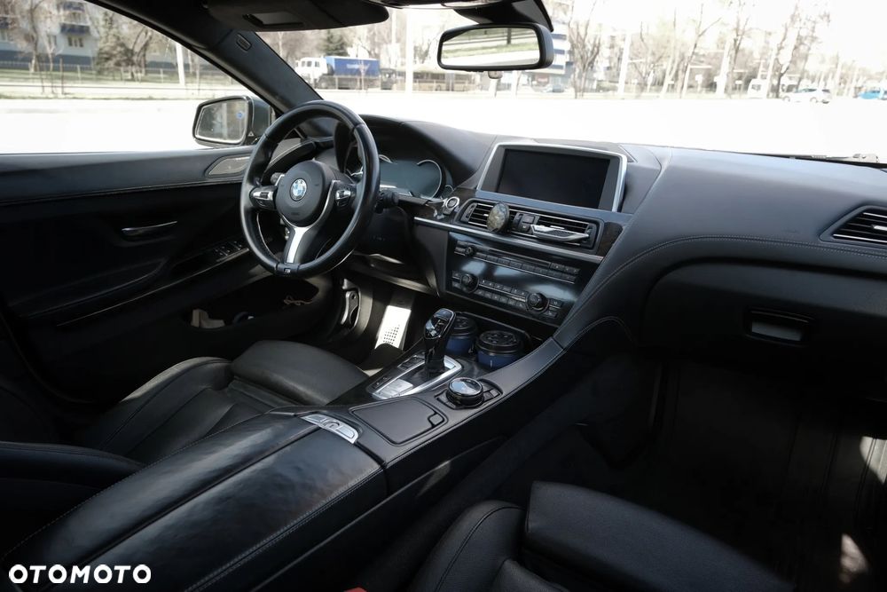 BMW Seria 6 640i - 12
