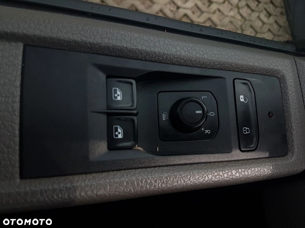 Volkswagen T6 TRANSPORTER DOKA 6-OSÓB PAKA SKRZYNIA ŁADUNKOWA KLIMA DOUBLE KABINA KRAJOWY - 9