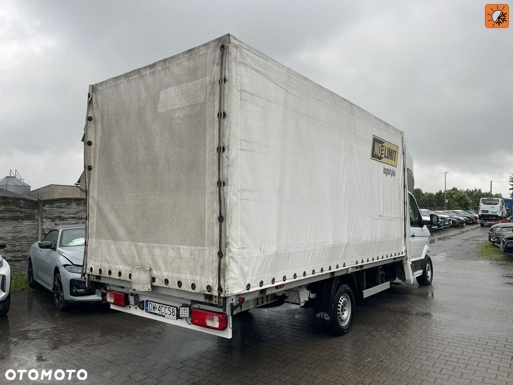Volkswagen Crafter - 1
