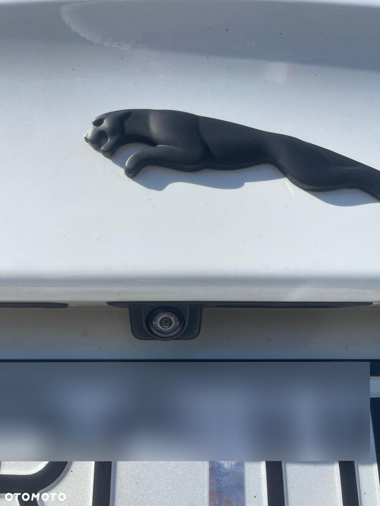 Jaguar XE 20d R-Sport Ingenium Edition - 8