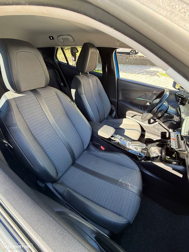 Peugeot e-2008 Allure+ - 10