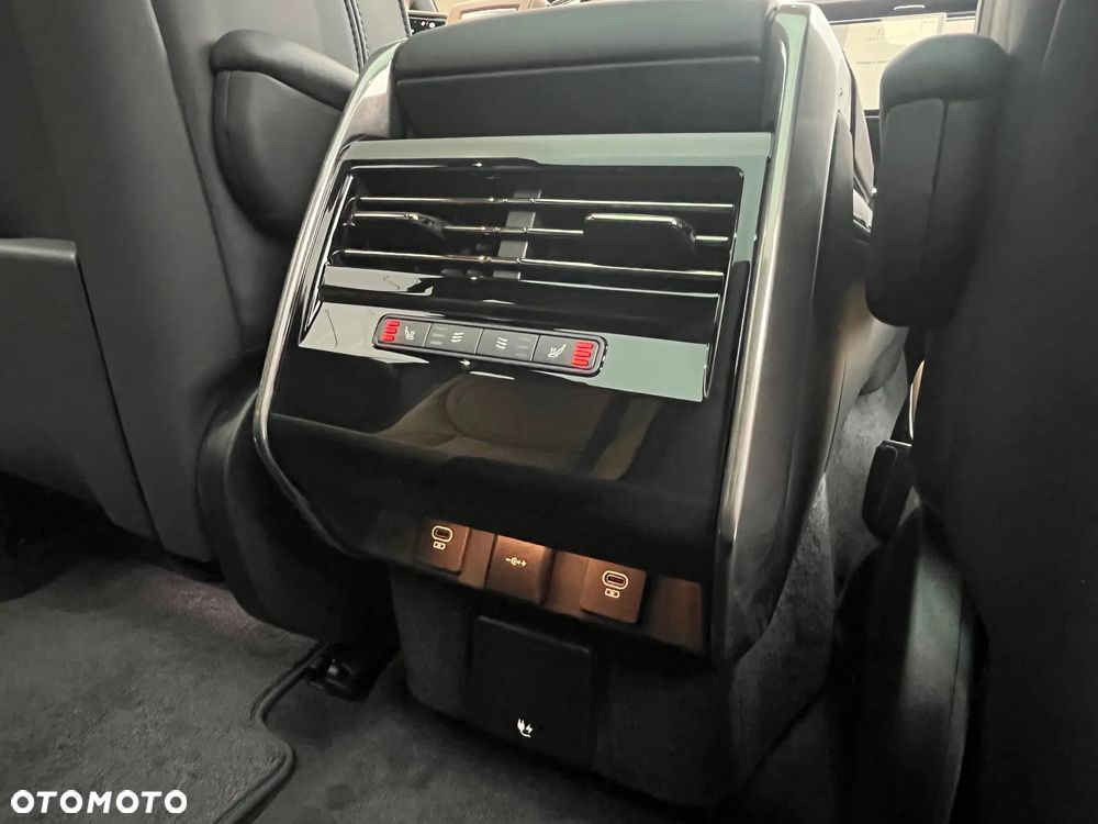 Land Rover Range Rover Sport - 13