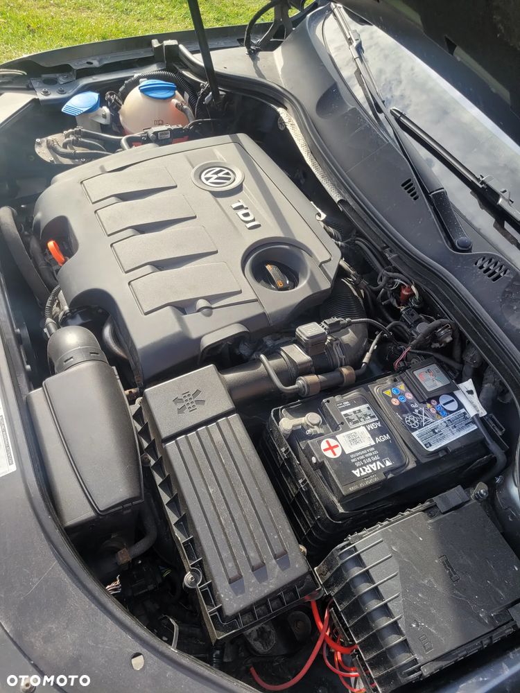 Volkswagen Passat - 10