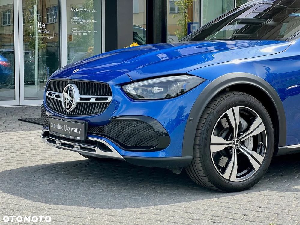 Mercedes-Benz Klasa C 200 mHEV 4-Matic All-Terrain Avantgarde - 6