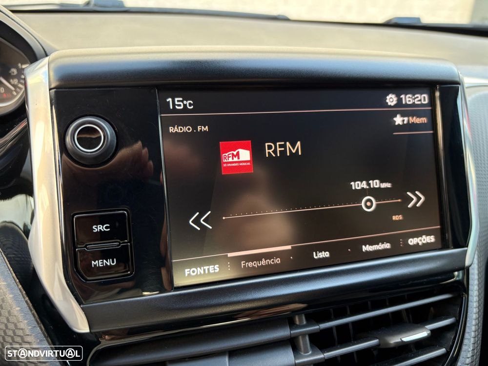 Peugeot 2008 1.2 PureTech Style - 19