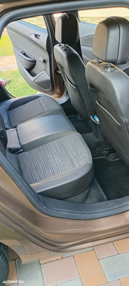 Opel Astra 1.6 CDTI Start/Stop Cosmo - 13