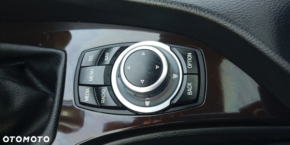 BMW X1 xDrive18d - 24