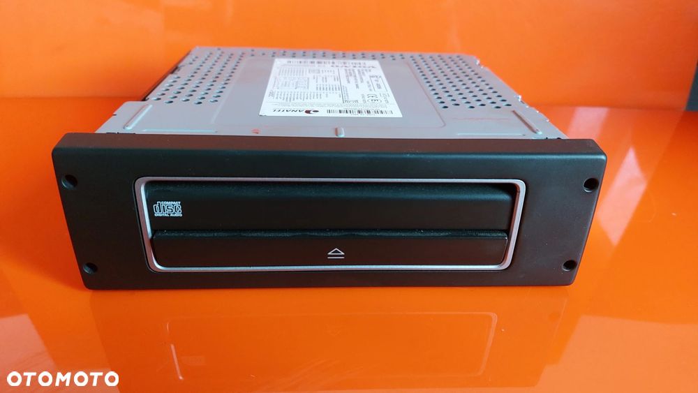 VOLVO FH4 RADIO AUDIO ZMIENIARKA CD - 1