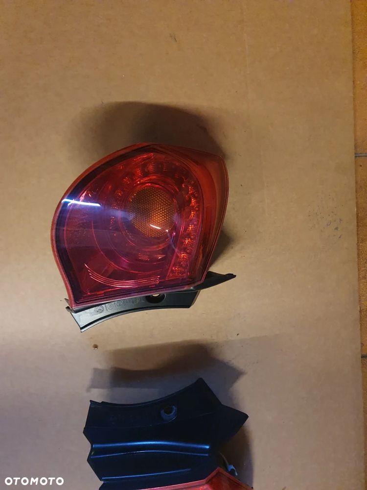 LAMPA L/P TYŁ ALFA ROMEO GULIETTA - 2