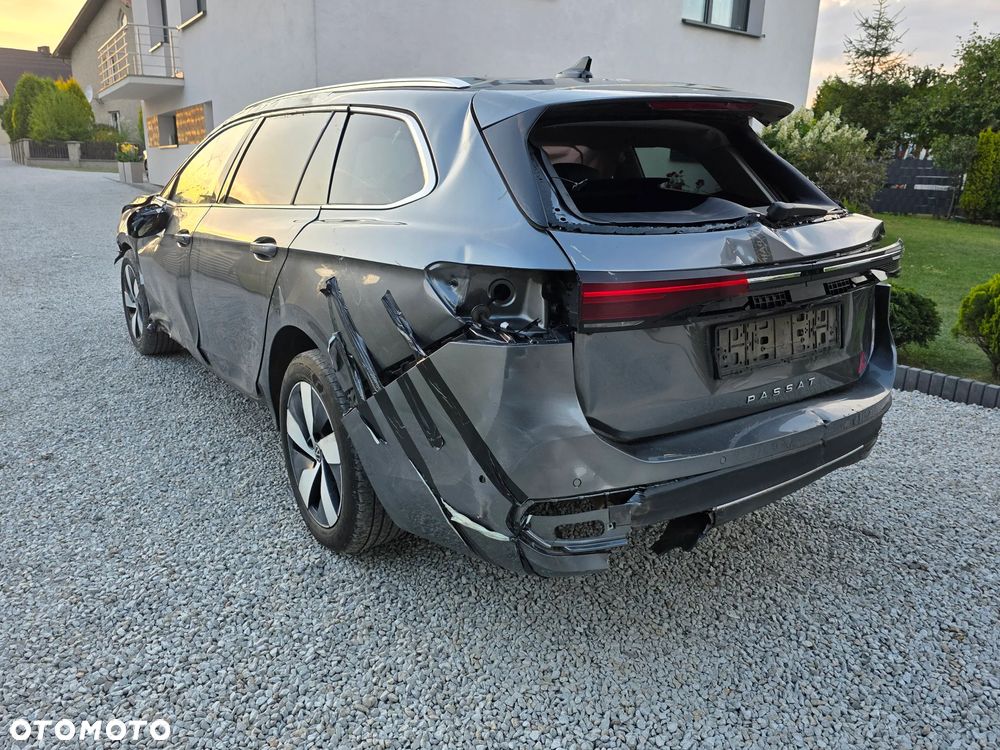 Volkswagen Passat 2.0 TDI SCR Business Plus DSG - 9