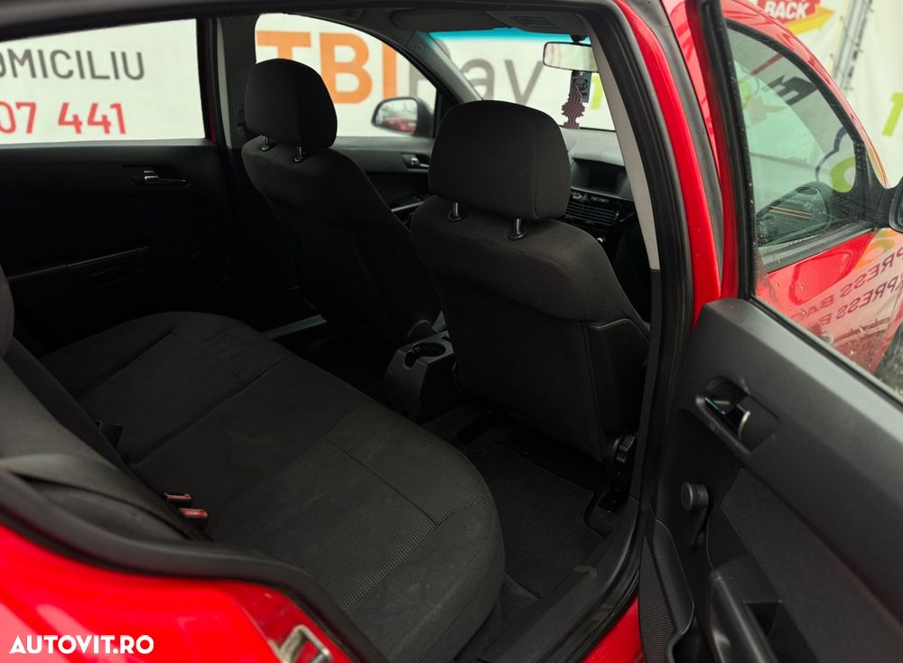 Opel Astra Classic III 1.6 - 28