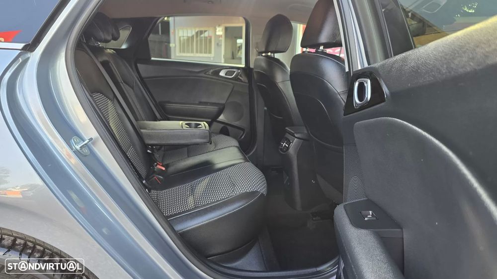 Kia Ceed 1.0 T-GDI Drive - 21
