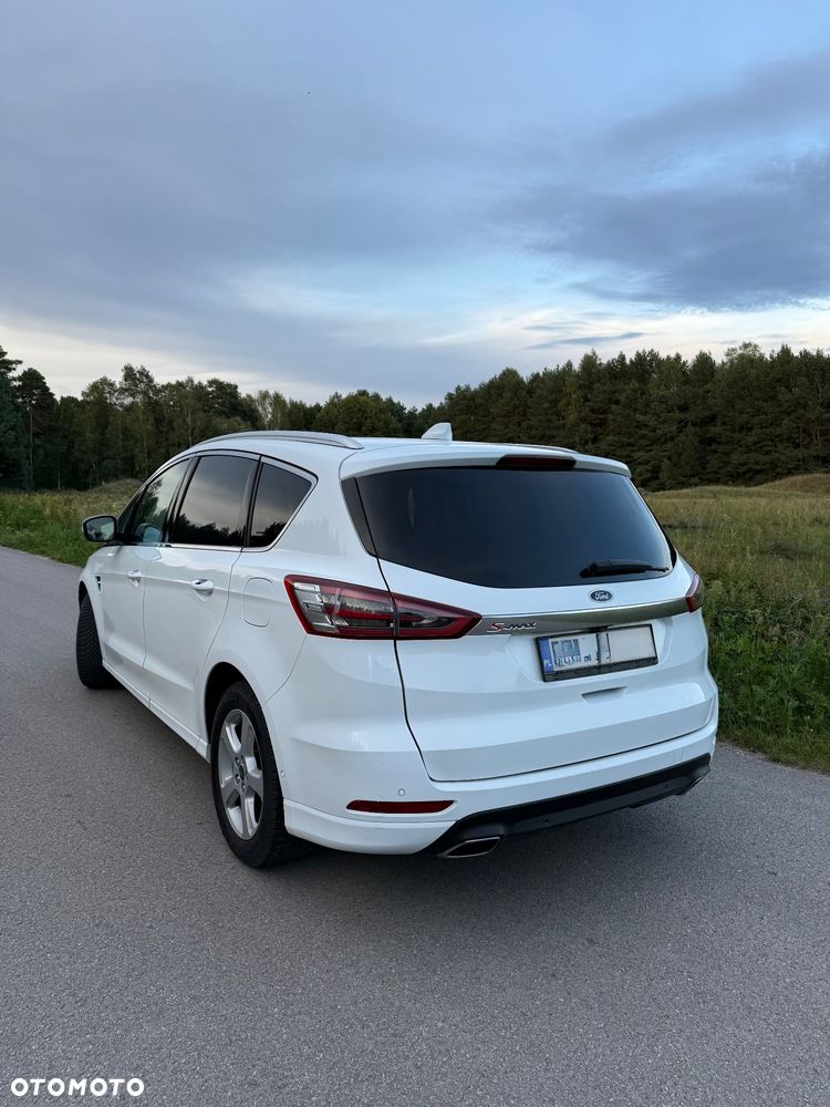 Ford S-Max - 9