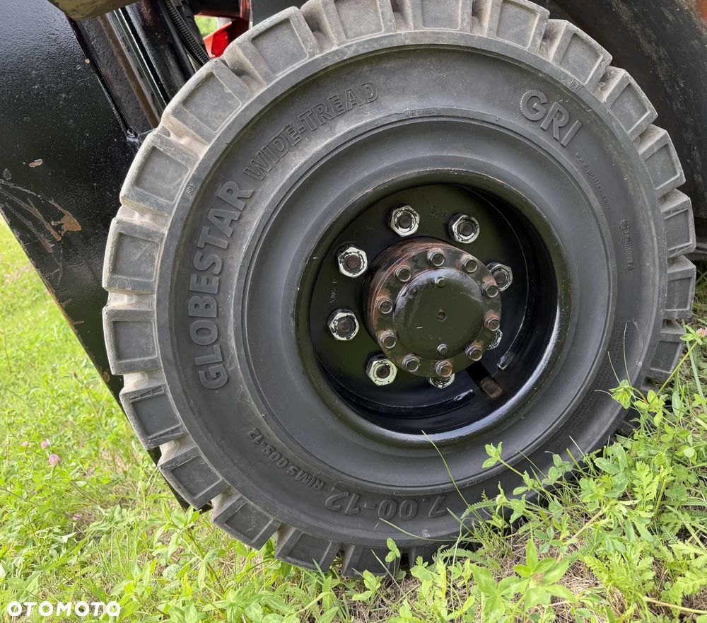 Toyota 7FDF25 Wózek Widłowy 2,5tony. Niski Przebieg 4800 mtg. Wolny skok. Triplex. Oryginał z Norwegii z Gospodarstwa ziemniaczanego woził lekkie ładunki.. Zero luzów i wycieków. Maszyna po wszystkich dużych serwisach w DEKRA. ZERO wkładu własnego. Maszt Triplex. Dodatkowa 3 linia Hydrauliczna. Diesel! Hamulce brzytwa! Koła pełne. REWERS JAZDA. Opony bardzo ładne. Oświetlenie fabryczne. Potężna moc. Wysoka precyzja pracy oraz jazdy! - 21