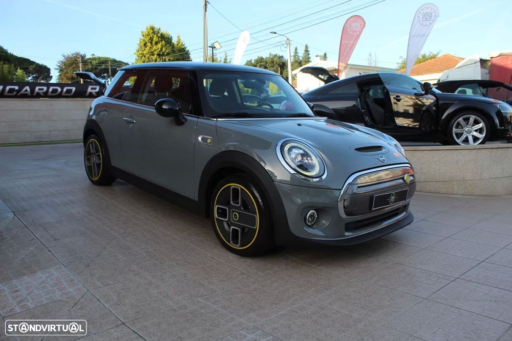MINI 3 Portas — photo 2