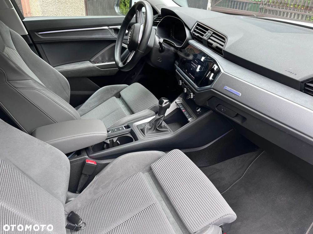 Audi Q3 - 22