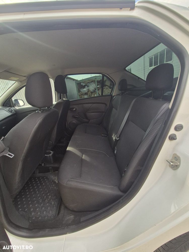 Dacia Logan - 15