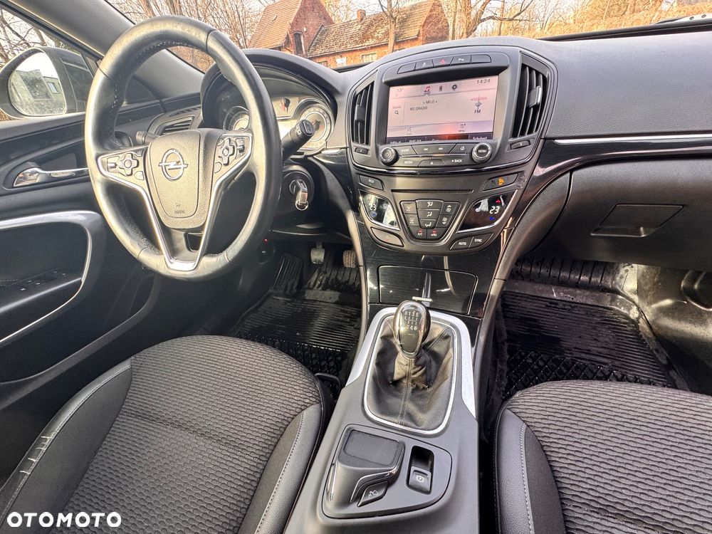 Opel Insignia 2.0 CDTI S&S - 17