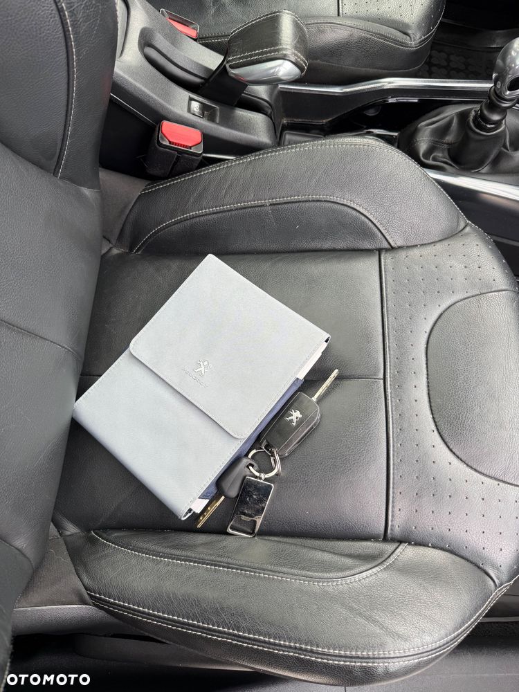 Peugeot 2008 e-HDi FAP 115 STOP & START Allure - 20