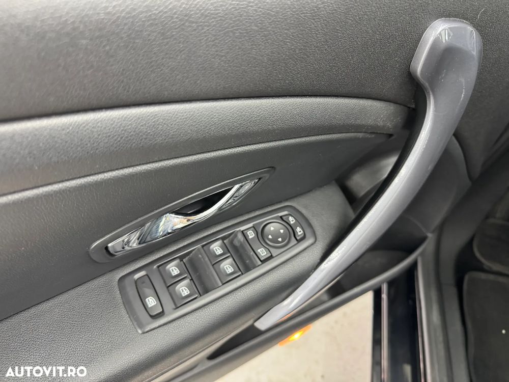 Renault Megane ENERGY dCi 110 EDC BUSINESS - 23