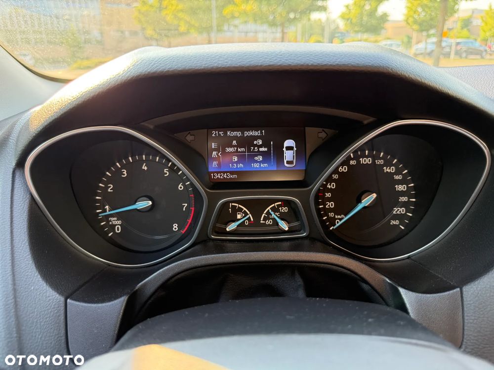 Ford Focus 1.0 EcoBoost Titanium ASS - 26
