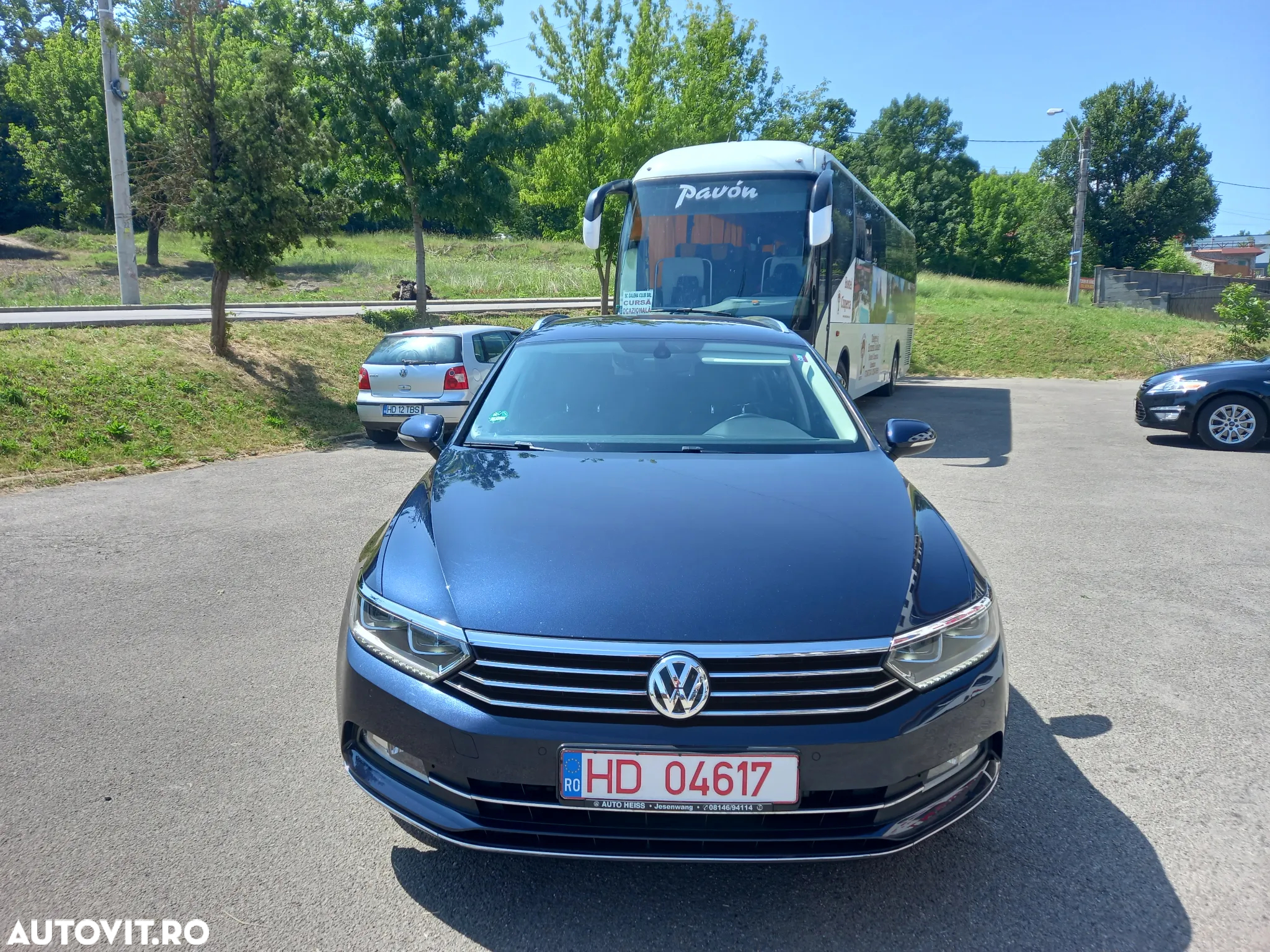 Volkswagen Passat Variant 2.0 TDI Highline - 16