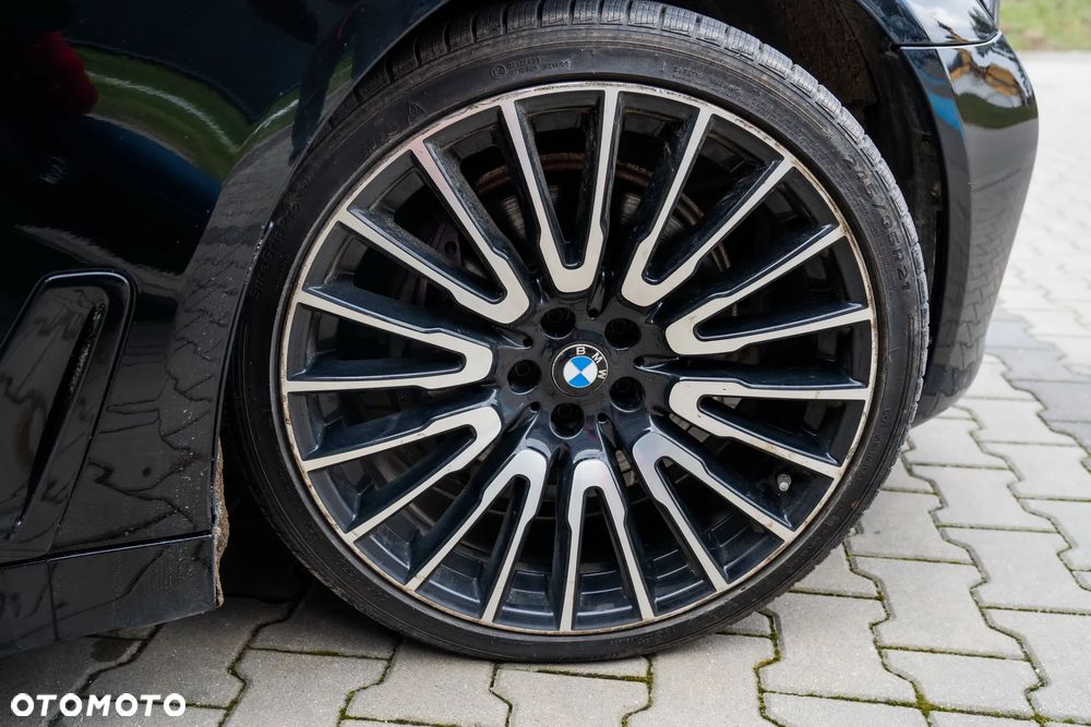 BMW Seria 7 740Li - 13