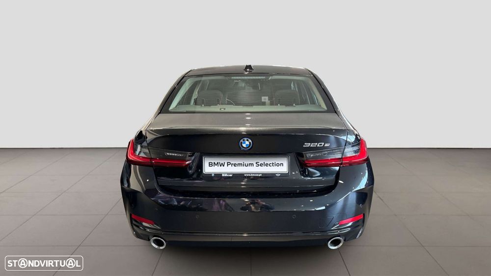 BMW 320 2024 photo 4