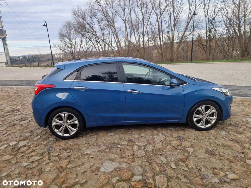Hyundai i30 blue 1.6 GDI YES Gold - 8
