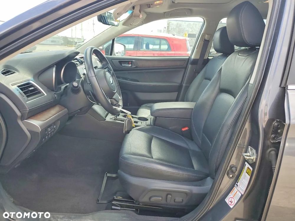 Subaru Outback 2.5i Exclusive - 8