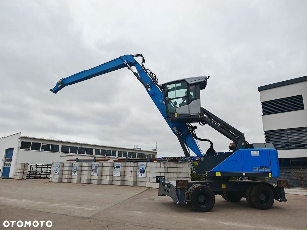 Fuchs MHL 335 - 2