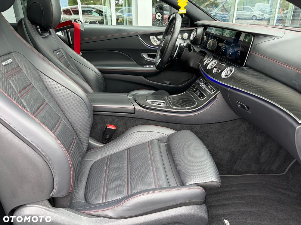 Mercedes-Benz Klasa E AMG 53 4-Matic+ 9G-TRONIC - 23