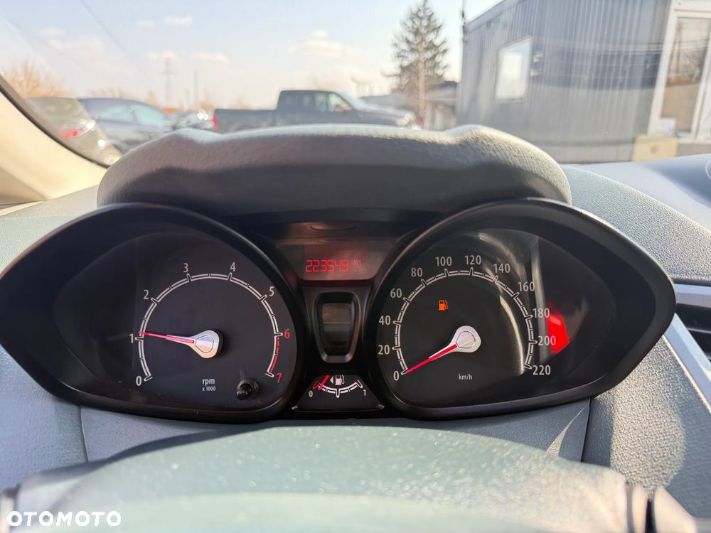 Ford Fiesta 1.25 Viva - 17